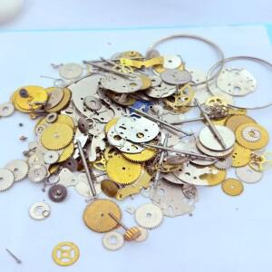 기계식 시계 기어 부품 수제 DIY 나비 스팀 사이버 펑크 소재 이어폰  곤충 낙하 게이지 바늘  20g