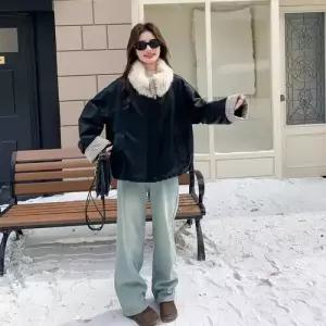 엘럽 여자 검정 앤티크 코트 점 가죽 램스울 모피 칼라 일체형 퍼 도톰한 오리털 원템1