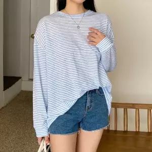 여성 데일리 스트라이프 라운드 긴팔 티셔츠 얇은 기본티 -WTS0708- 봄 여름