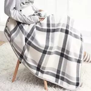 겨울 무릅담요 80X130 극세사담요 KK390 담요 겨울담요 무릎담요 캠핑용품 입는담요 양모담요