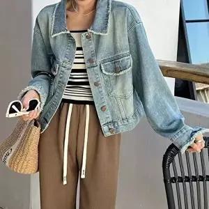 여성 빈티지 무드 헤짐 디테일 크롭 데님자켓 청자켓 (HSJ-WFG4DI1)