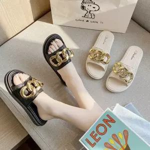 인기상품 여성 여름 슬리퍼 발편한 블링장식 금장 고급 외출 [WFC9F15_260404]