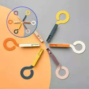 쌍문상회 지금 필요한 실용적인 빨래집게 2p 양말 속옷 걸이형 건조