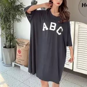 라운드 원피스 루즈핏 라운드원피스 영문 블랙 반팔