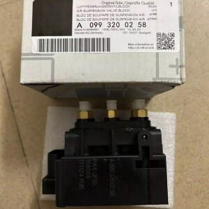메르세데스 벤츠 W213 C238 X253 AMG용 OEM 0993200258 에어 서스펜션 밸브 블록