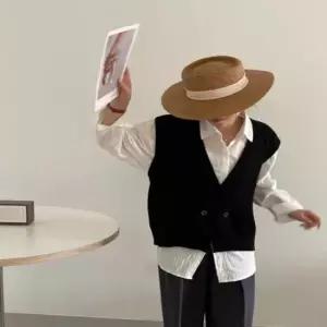 [옷은날개] 여성 단추 레이어드 니트 조끼 니트베스트 니트가디건