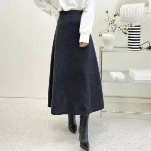 [문에이블]문에이블 겨울 여자 여성 하객룩 베이직 밴딩 플레어 A라인 니트 롱 치마