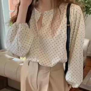 [라일리여성의류] Rly 빅사이즈 오버핏 블라우스코디 프릴블라우스 봄