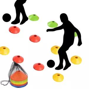 달리기 사용하는 접시콘 및 아이들 수업에 세트 축구