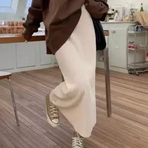 [옷은날개] H라인 뒷트임 골지 롱 스커트 허벅지 살 커버 데일리