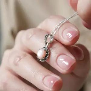 [제이로렌]바이데이지 핑크 문스톤 마카사이트 실버 목걸이 Bn0517