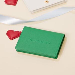 [AK플라자] [질스튜어트] [26SS] 그린 로고 포인트 소가죽 2단 반지갑 JAWA6E303E2