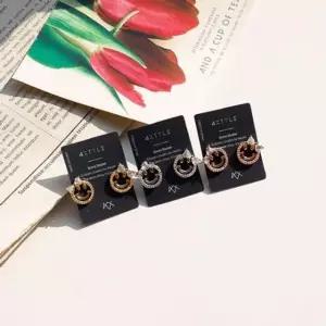 주얼리 은침 걸 리본 귀걸이 큐빅귀걸이 쥬얼리 이어 주얼리 쥬얼리