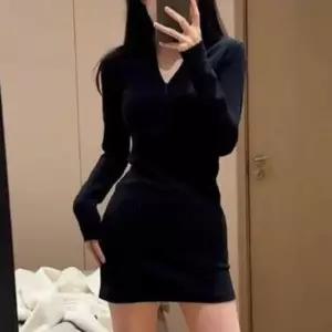 [옷은날개] 무지 슬림핏 골지 긴팔 미니원피스 지퍼넥 데이트룩