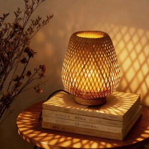 이중층 직조 그늘막 나무 베이스가 있는 URLIGS 테이블 램프, 6피트 전원 코드가 책상 침대 옆 작은 110V 플러그, 거실 밤 스탠드 침실용 디밍 가능한 E26 소켓(불 포함)