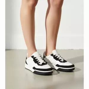 에코 STREET COURT 남성 스트리트 코트 스니커즈 25FW 539814-50334