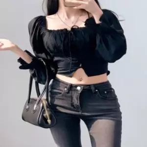 [SBD] 스모크블라우스 시크 오프숄더 레이스셔링 2컬러 여성