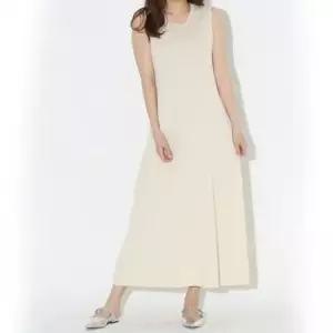 민소매 원피스 넘치는 니트 데일리 세련미 니트원피스