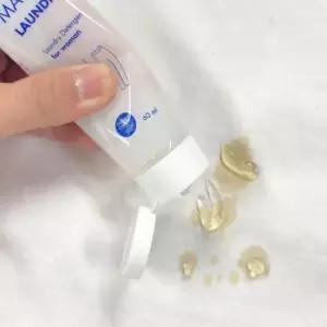 흰옷얼룩제거 교복몰 메이썸 런드리겔 교복 셔츠 얼룩제거제