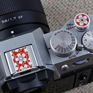 1세트 메탈 사쿠라 카메라 슈 커버 카바 + 셔터 릴리즈 버튼 보호 캡 캐논 호환 니콘 호환 Z30 소니 호환