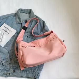 원더맨 여친 캐주얼 데일리룩 가방 토트백 대용량 옥스퍼드 방 스몰 힙색 슬링백 KUK5