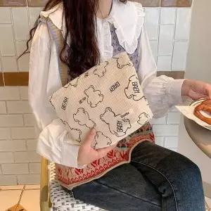 [주식회사 브이와이][JHP2860R_51IL]캐주얼 패턴 다용도 빅사이즈 파우치 (2905551