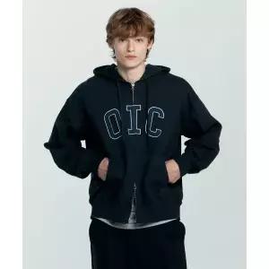 OIOI COLLECTION 아치 빅로고 후드집업 [NAVY]