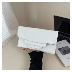 스파이더맨 여친 캐주얼 대용량 솔리드 디너 텍스쳐 동전지갑 OPH5