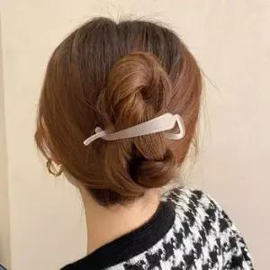 트위스트클립핀 여성 트위스트 헤어 클립핀 올림머리 포인트 1P