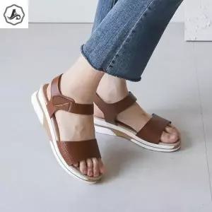 [애슬릿] 여름 샌들 펀칭 스트랩 찍찍이 발 편한 웨지 (37539449A)