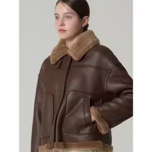 룸나인 Room.9 양모100 에비뉴 보머 레더 무스탕 택가격: 318000원 1190612