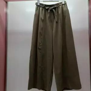 [라티움]Latium HC06 구김없는 밴딩 끈 앞절개 통와이드 바지 D2621pt04 (S48175584)