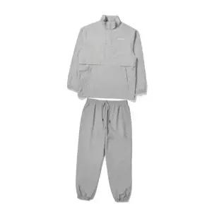 [다이나핏][택가 238,000원] 남여공용 긴팔 아노락 자켓 조거 팬츠 세트 719515