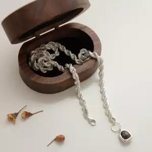 [제이로렌]바이데이지 문스톤 원석 할로우 로프체인 실버 목걸이 Bn0538