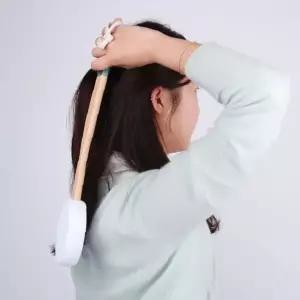 등 보습제 도포기 혼자바르는 로션스틱 셀프케어 목욕용품 샤워후 피부관리 실버용품