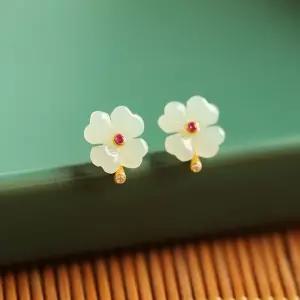 옥 네잎클로버 시리즈 귀걸이 백옥 쿠빅 자연주의 연옥 보석 원석 비즈 비취 S925 팔찌 주얼리