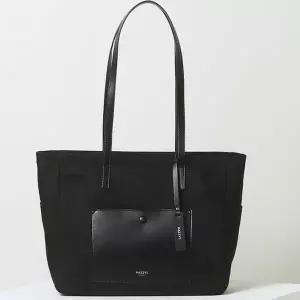 [헤지스](대구신세계)[선물추천][라잇백] 블랙 심플 포켓 나일론 탑집 쇼퍼백 HIBA5F952BK