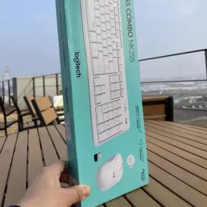 로지텍 MK295 사일런트 무소음 무선 콤보 화이트