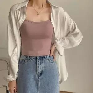 여성 데일리룩 프론트 라인 캡내장 끈나시 슬림핏 이너웨어 러닝