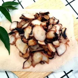 유쾌상회 촉촉 쫄깃 가문어 통족 슬라이스 ~ 500g 1개