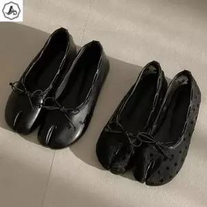 [텐바이텐][애슬릿]타비 슈즈 리본 족발 메쉬 도트 망사 플랫 단화 봄