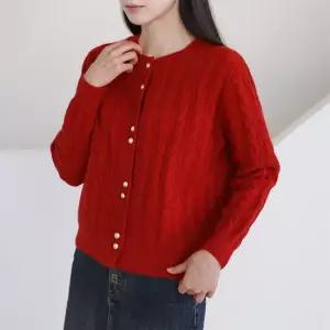 우먼피비지 금장 버튼 꽈배기 라운드 니트 가디건_3color