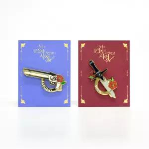 (정품) 위드썸띵 그녀가 공작저로 가야 했던 사정 그공사 금속배지 뱃지 레리아나 노아웹툰굿즈 애니 메이