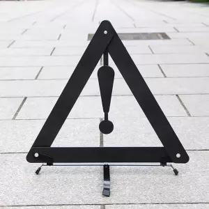 야간빛반사 차량 위험 응급상황 삼각대 안전 경계표시 신호