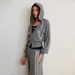 [롯데백화점]에고이스트 [BL] 레이스 트리밍 투웨이 집업 점퍼 ES2OJP03