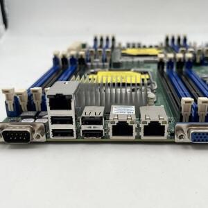 X9DRi-F 서버 마더보드 LGA2011 E5-2600 V1/ V2 제품군 ECC DDR3 8x SATA2 및 포트
