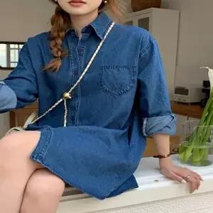 여자 진청 연청 데님 포켓 원피스 롱 청남방 여유핏 (HSJ-WFFVZCK)