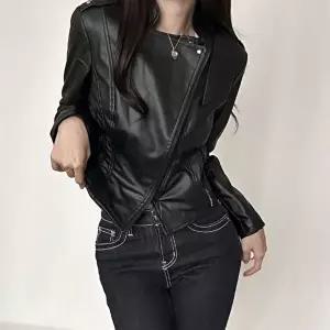 여자 클래식 시크 블랙 라이더자켓 슬림핏 가죽자켓 (HSJ-WFFTJV6)