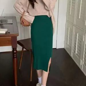 [옷은날개] 트임 니트 허리밴딩 스커트 심플 롱치마