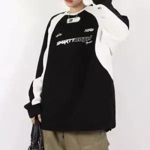 [옷은날개] 여성 오버핏 영문 레터링 배색 맨투맨티셔츠